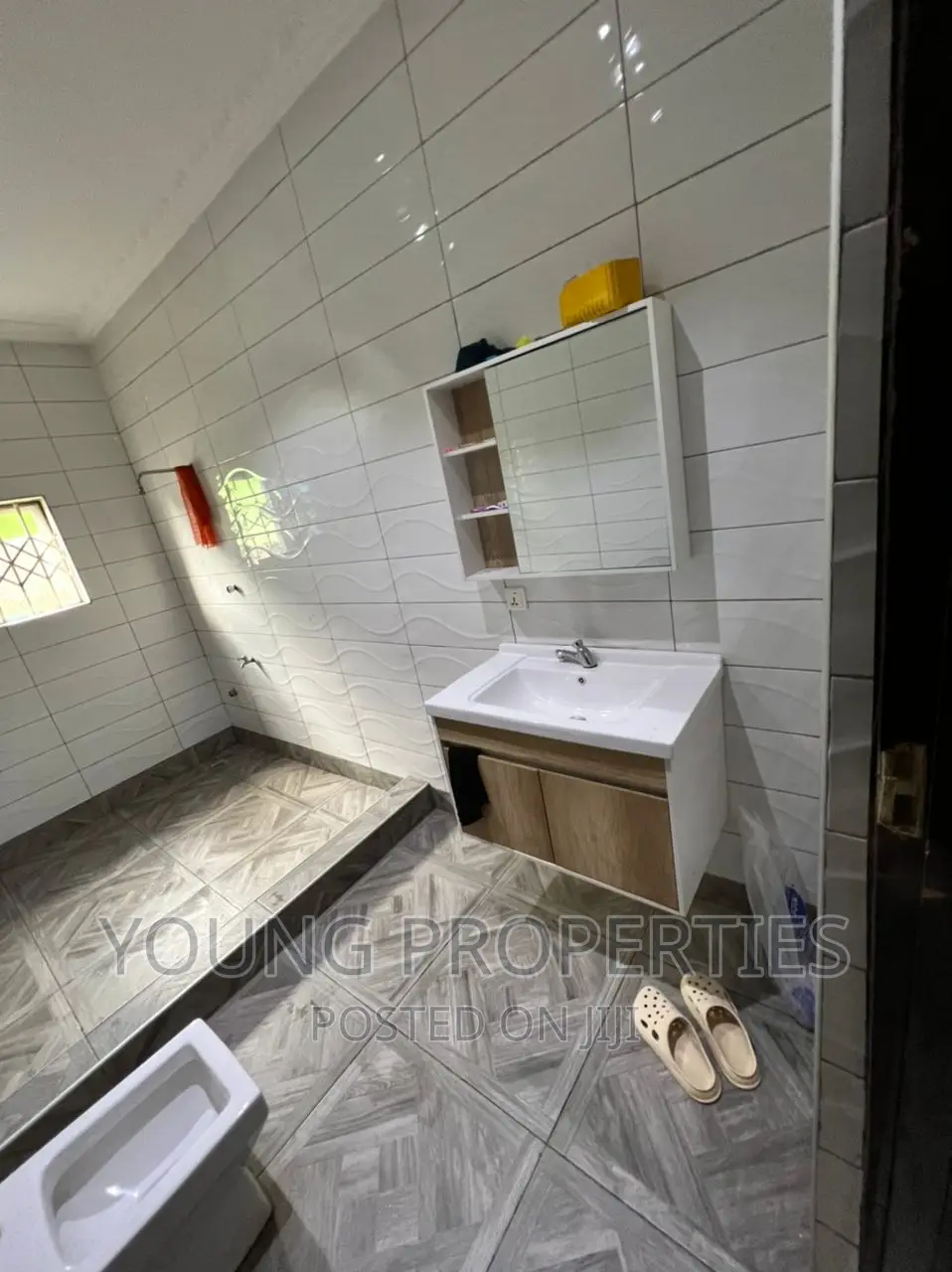 2bdrm House in Amasaman Ashalaja, Ga West Municipal for sale