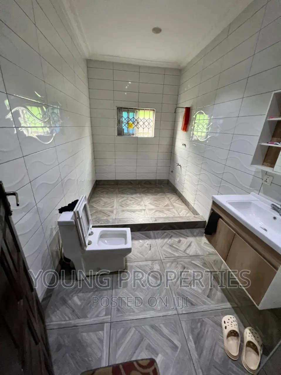 2bdrm House in Amasaman Ashalaja, Ga West Municipal for sale