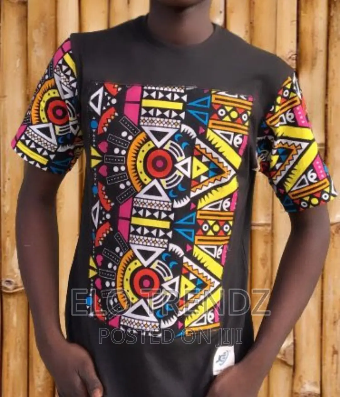Roundneck Tshirt