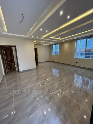 4bdrm Duplex in Oyarifa Mall Area for rent