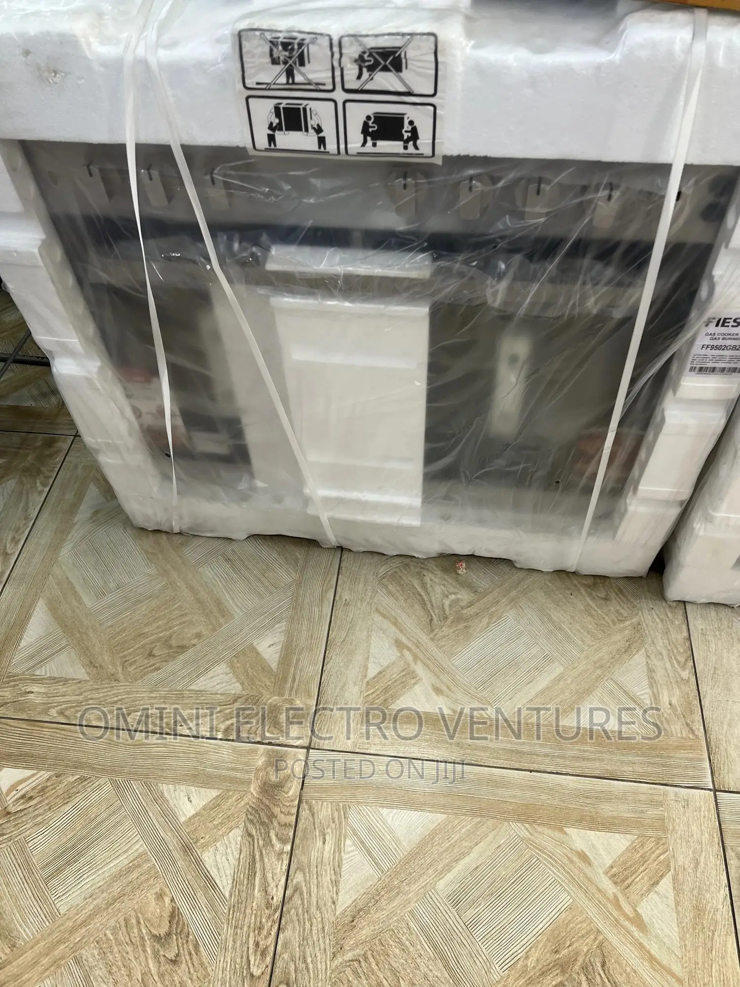 Brand New 5 Burner All Gas With Grill and Oven