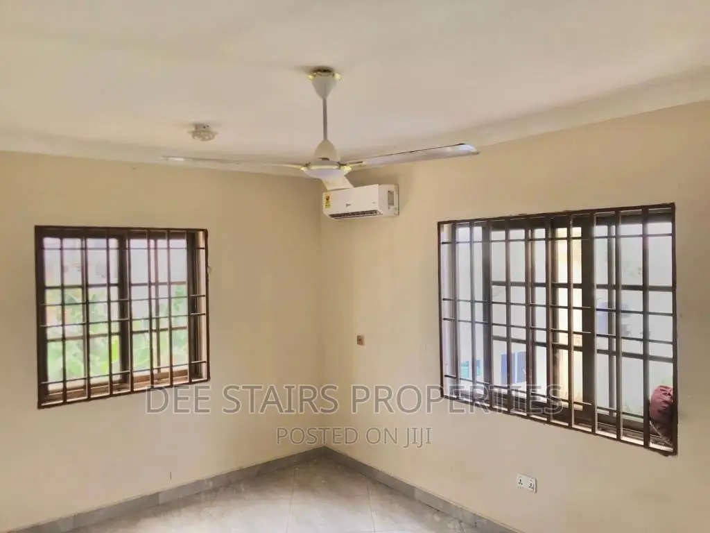 4bdrm House in Tse Addo Round About, Labadi for sale