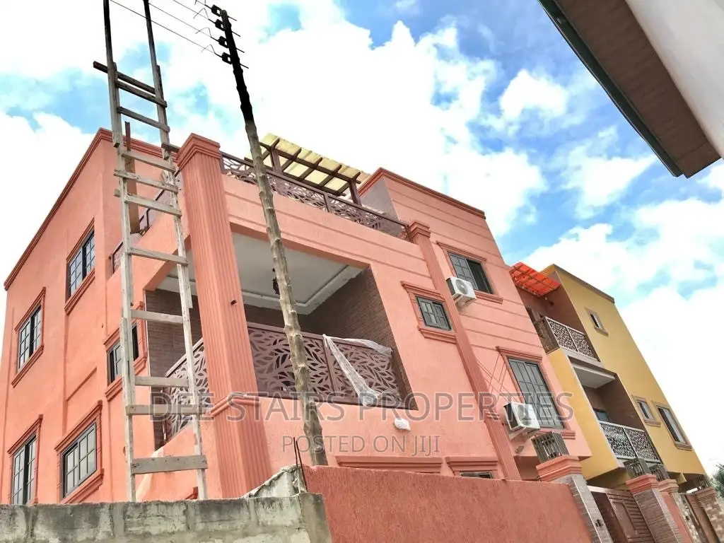 3bdrm House in Tse Addo, Labadi for sale