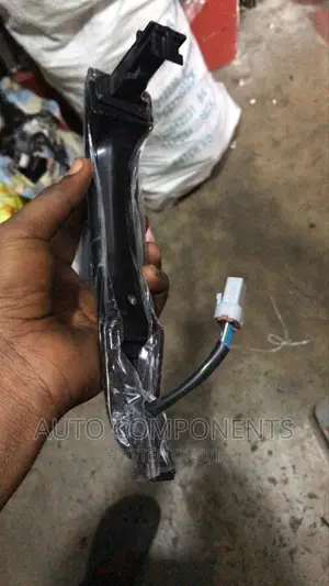 Honda Cr-v 2017 Door Handle. All Types of Auto Door Handles