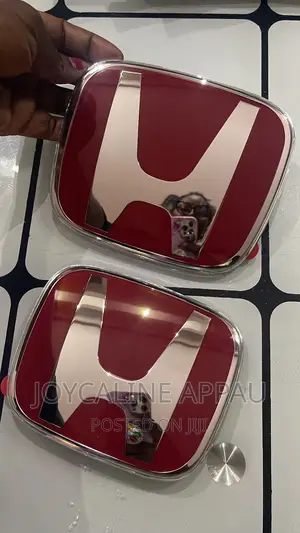 Dealers in All Types of Crowns