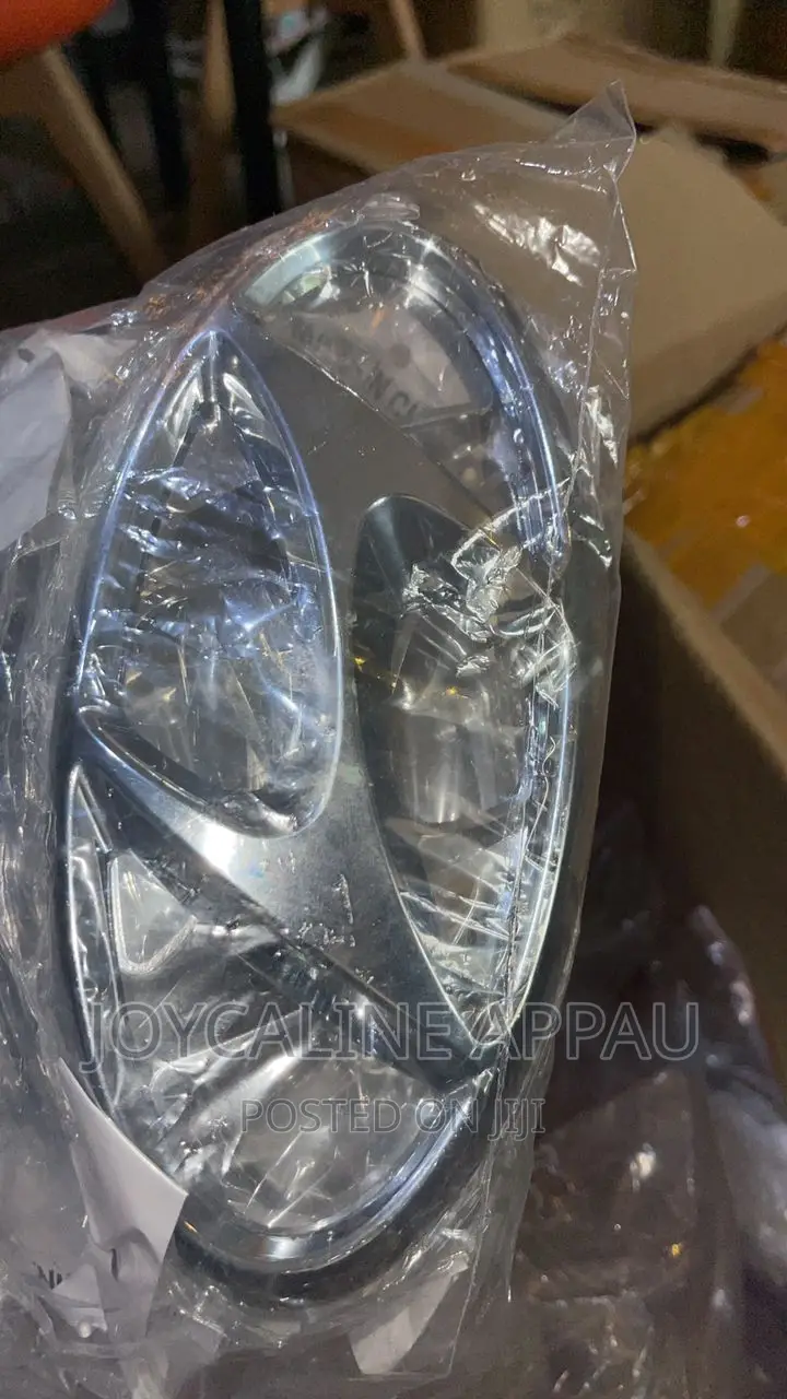 Dealers in All Types of Crowns