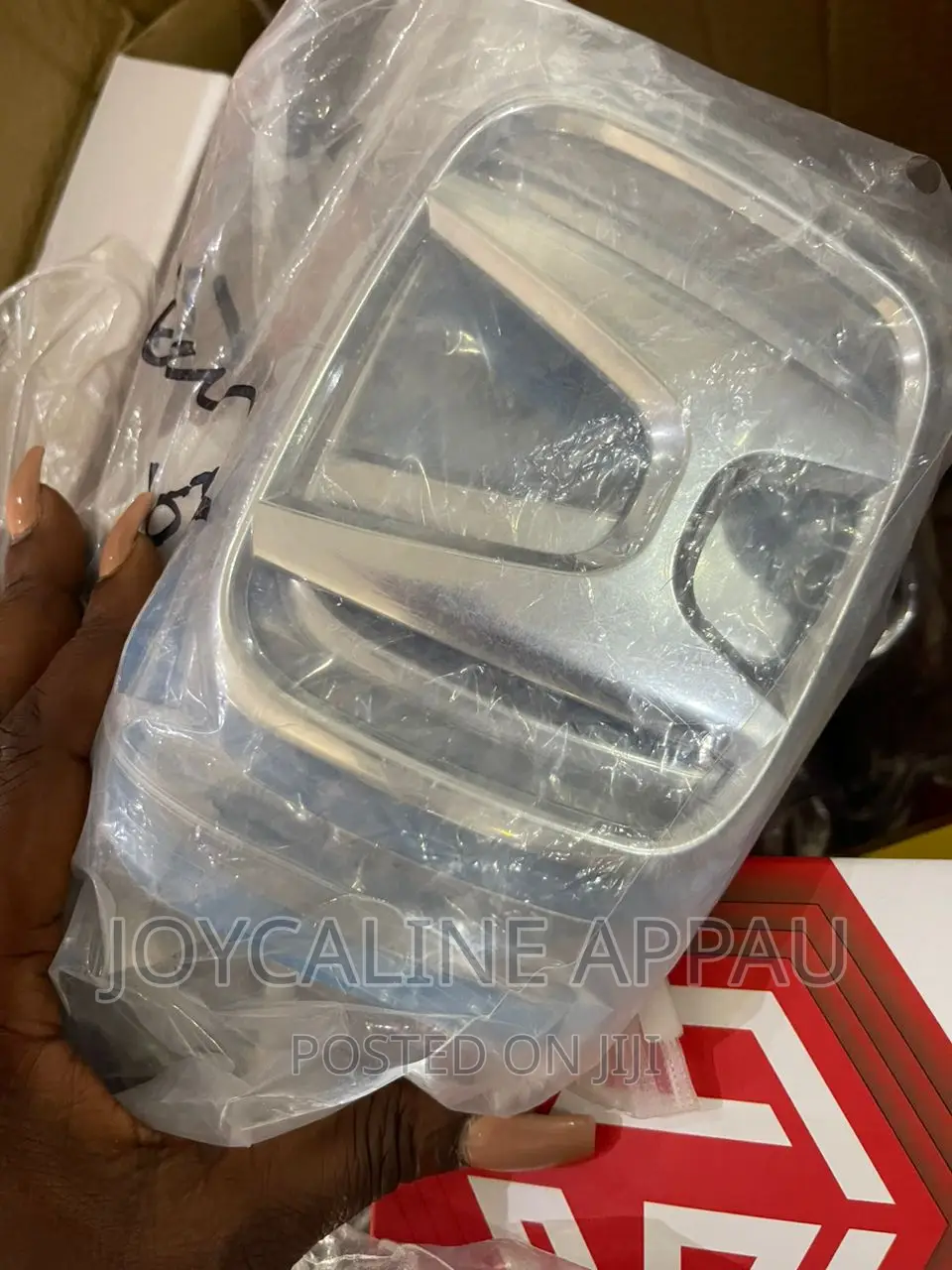 Dealers in All Types of Crowns