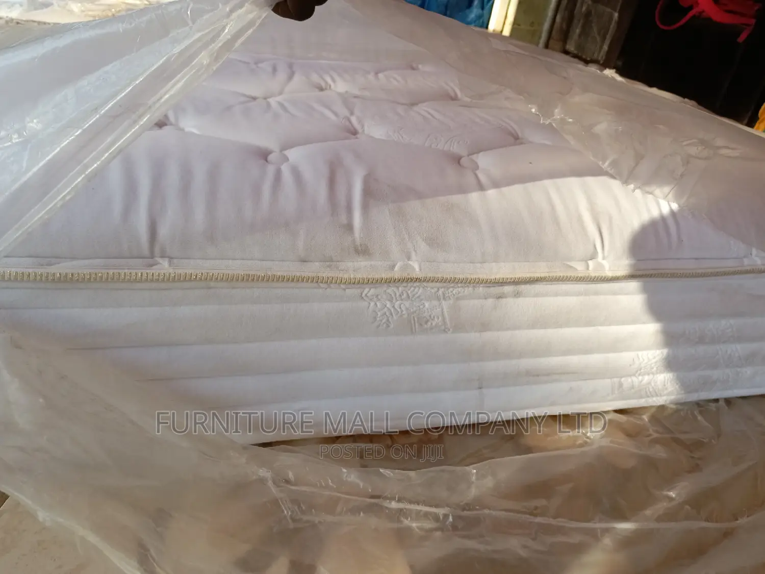 Lovely Kingss Mattrese Free Delivery