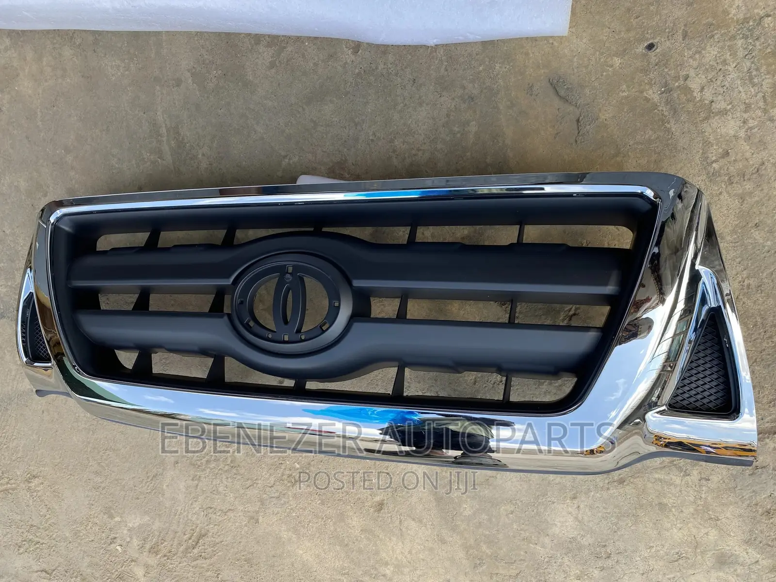 Tacoma 2009,2010,2011 Front Shells
