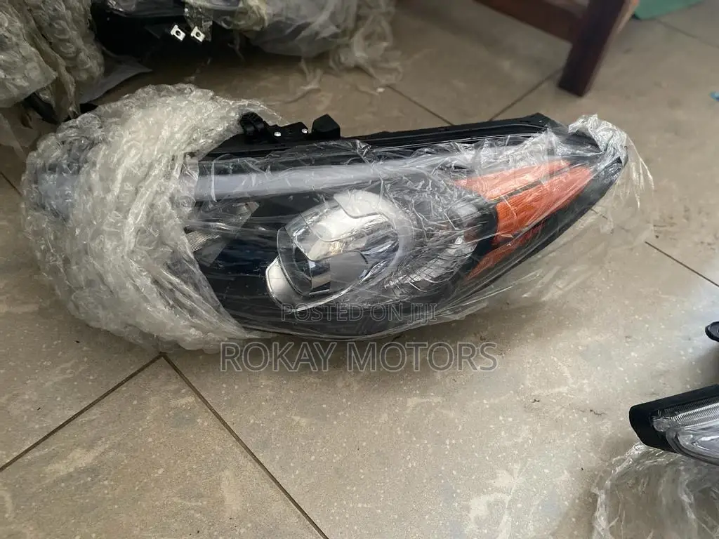 Cerato/Forte 2012,2013,2014,2015 Headlights Pair