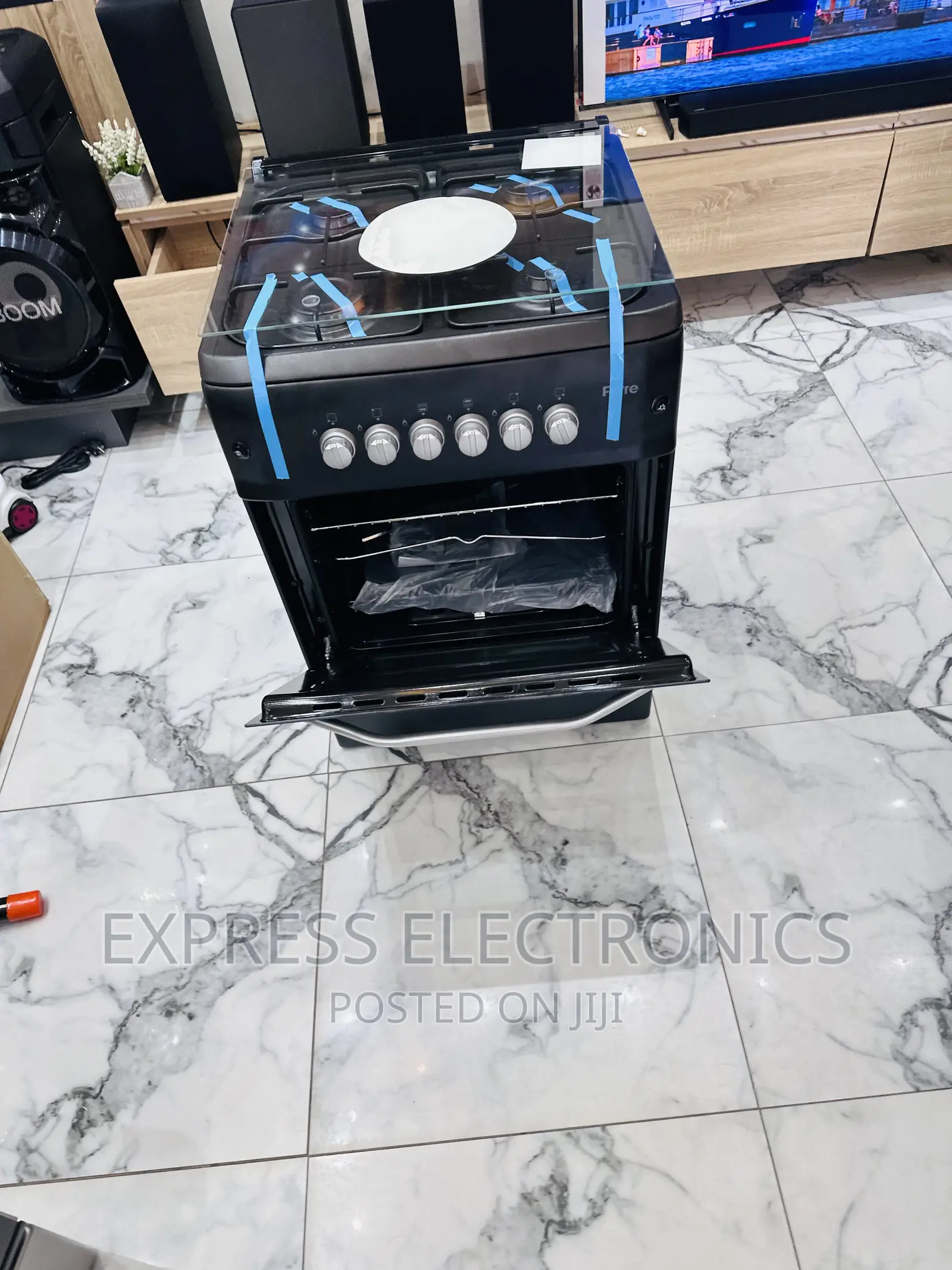 Rust Free Body Black 60/60 Gas Cooker Oven 4burner Grill