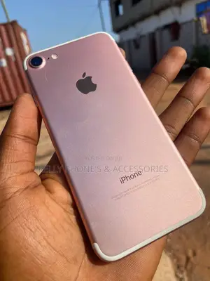 Apple iPhone 7 128 GB Gold