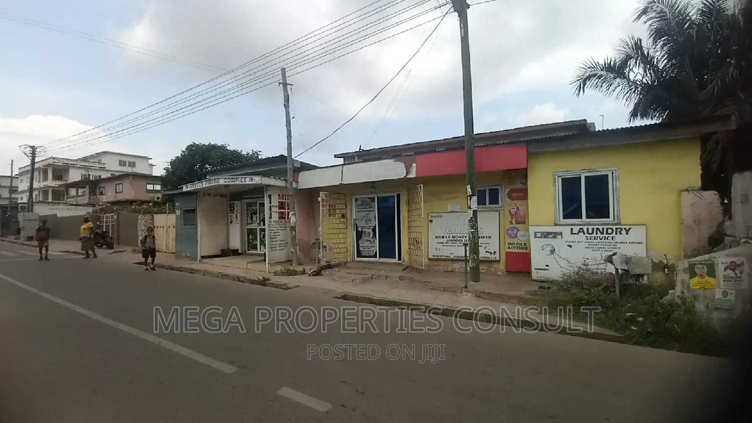 6bdrm House in Accra Metropolitan for sale