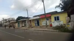 6bdrm House in Accra Metropolitan for sale