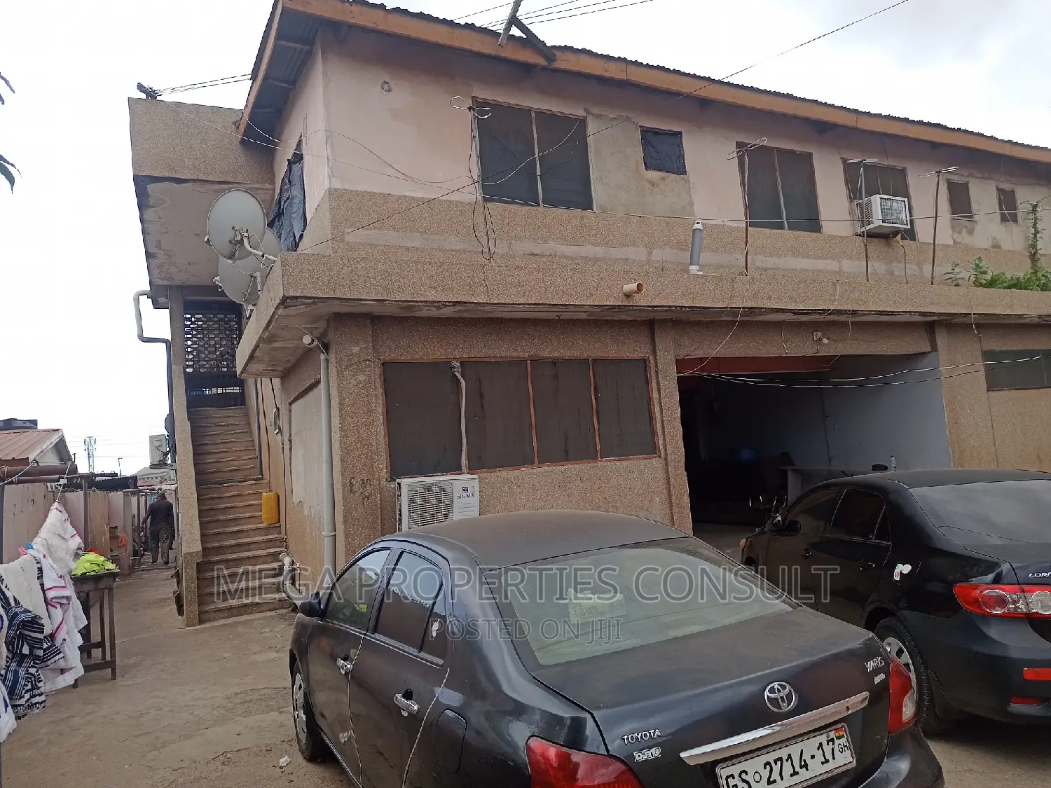 6bdrm House in Accra Metropolitan for sale