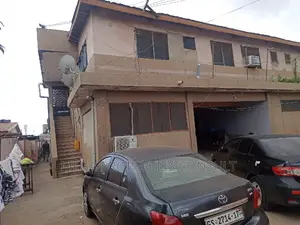 6bdrm House in Accra Metropolitan for sale