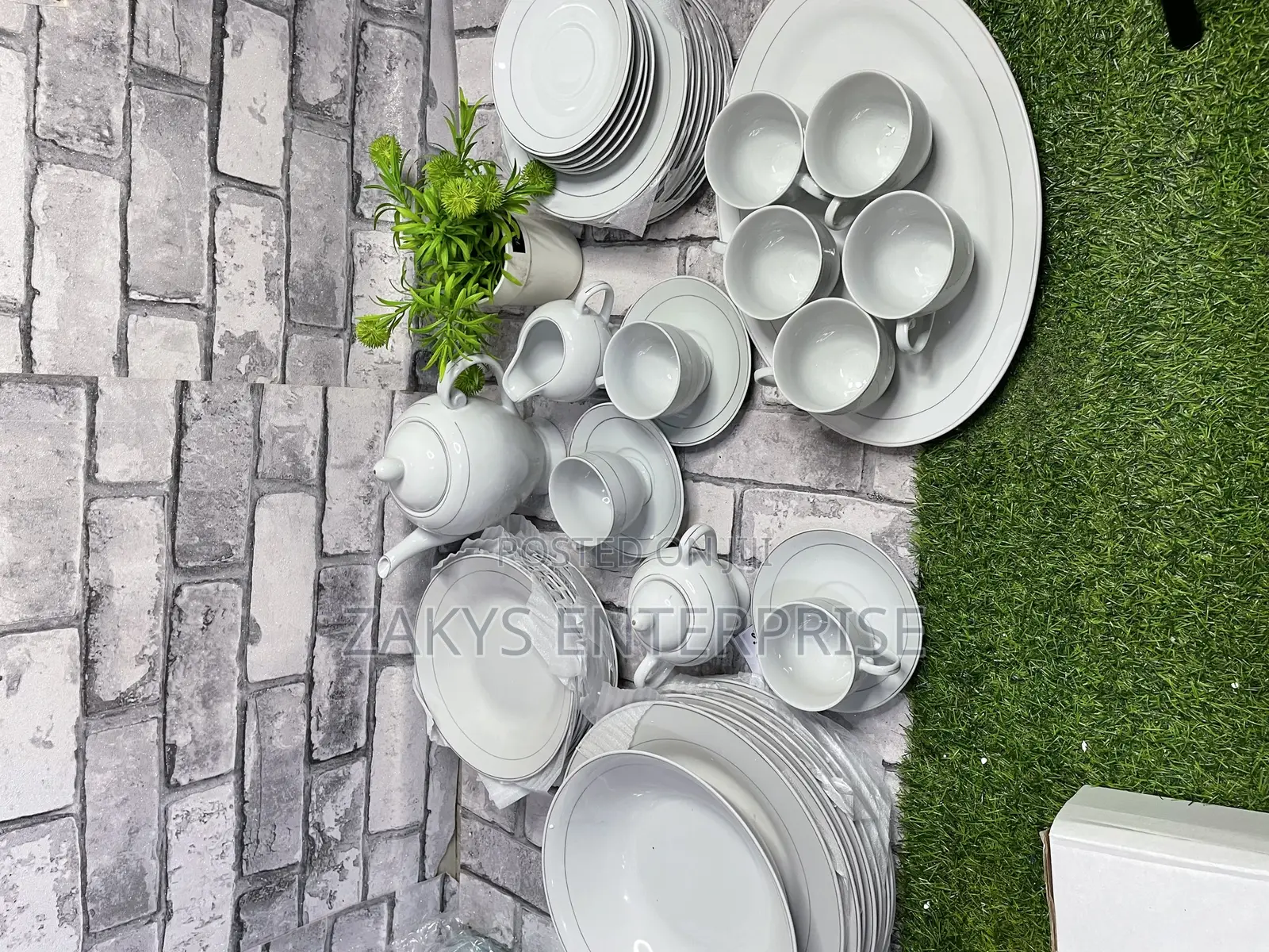 47pcs Dinner Set (Porcelain)
