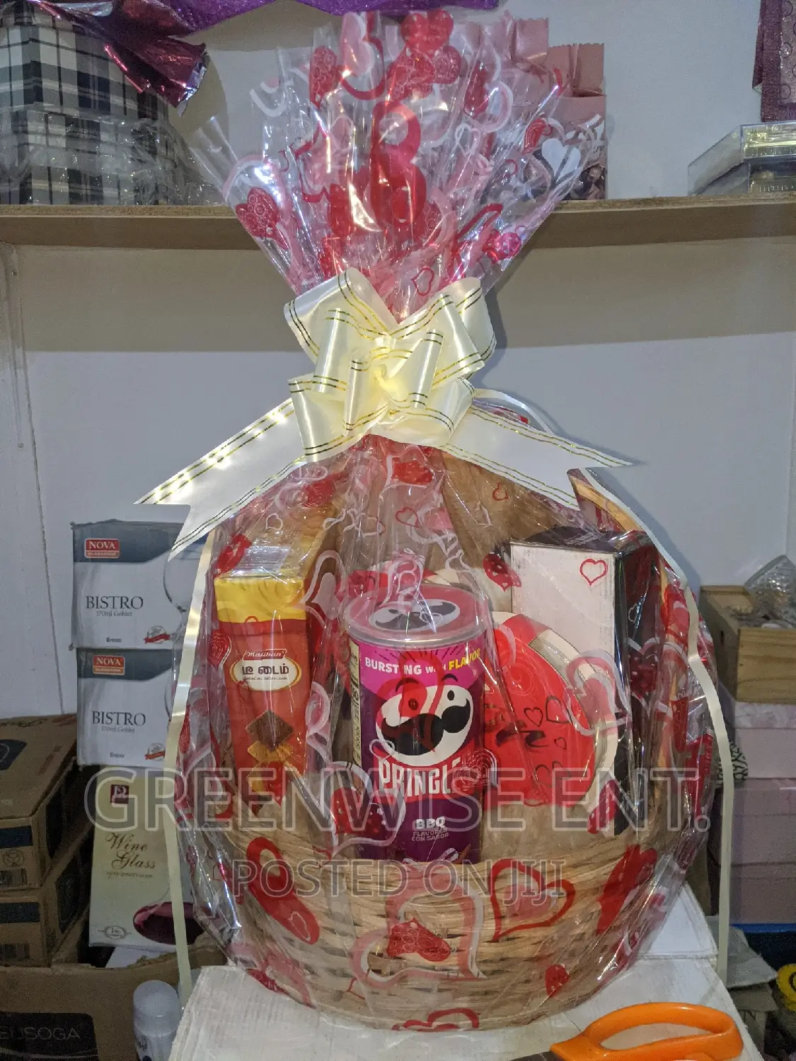 Lovely Valentine's Day Gift Hamper
