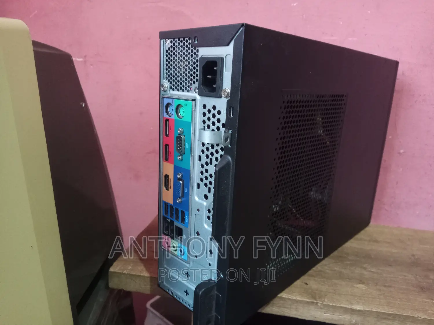 Desktop Computer Acer 4GB Intel Core i3 HDD 500GB