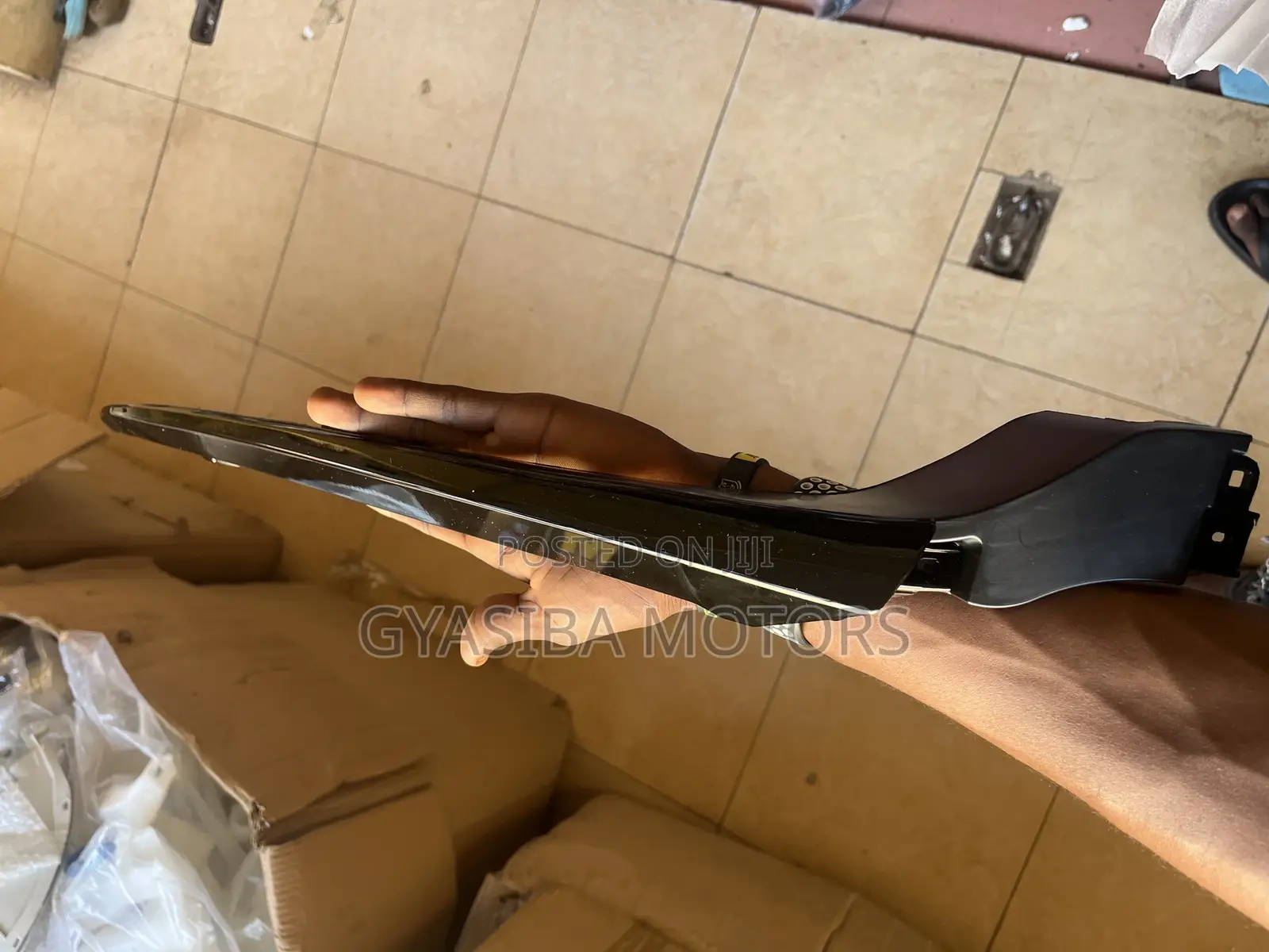 Accord 2018-2022 Top Grille Ends Black