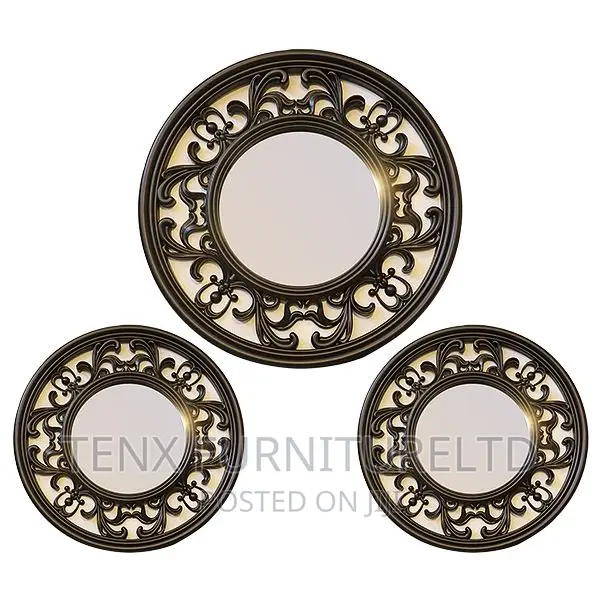 Round Shaped Hanging Mirror
