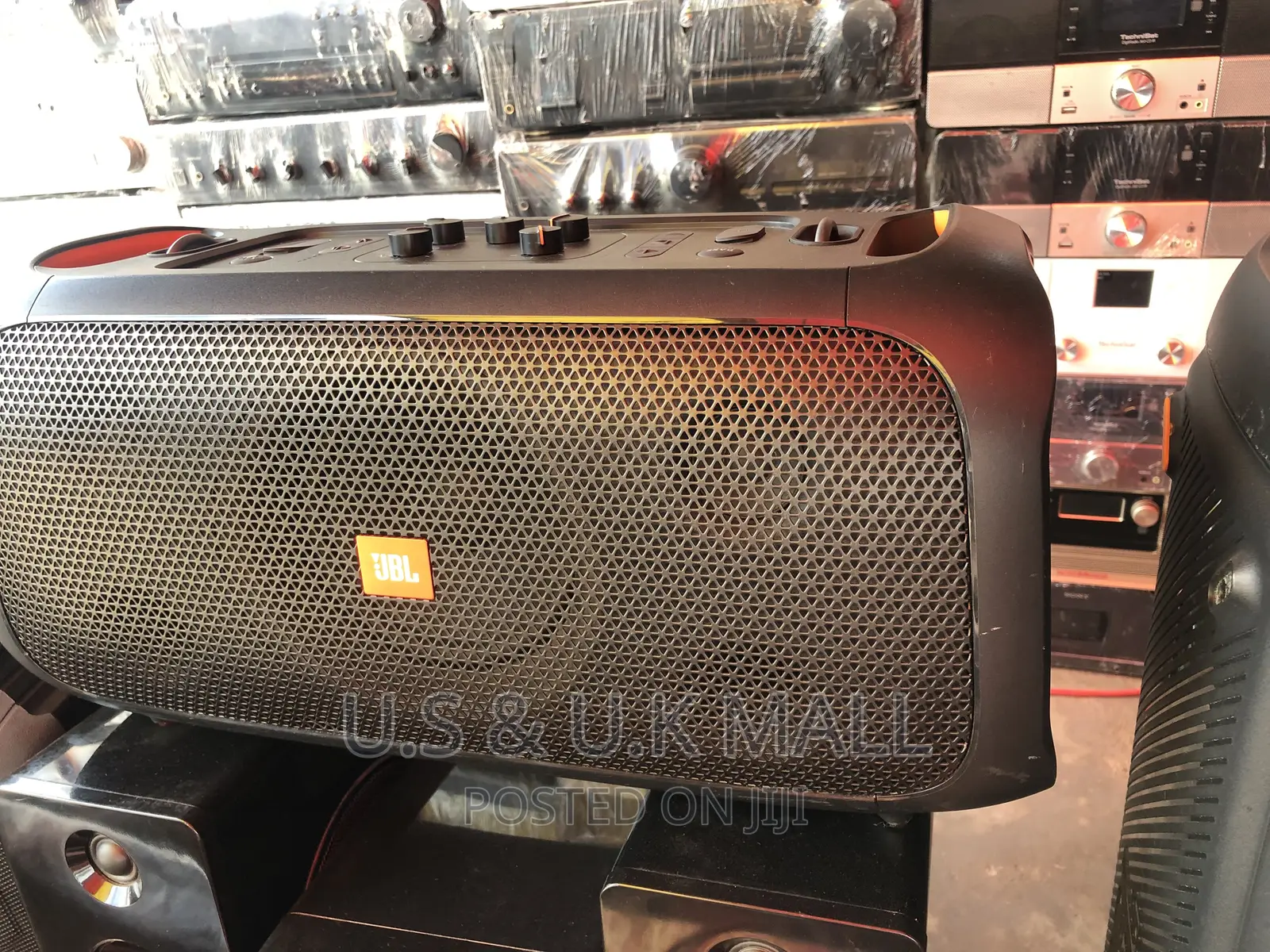 Brand New JBL Party Box on the Go Essential Bluetooth Speaker Instock
