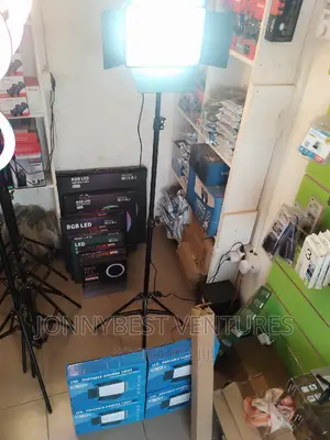 Led Portable Camera Light With Stand