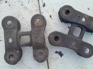 Ford F150 Rear Set of 2 Leaf Springs U-Bolts With Plates 5L3