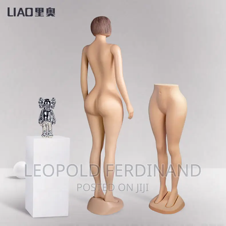 Curvy Full-Body Female Mannequin