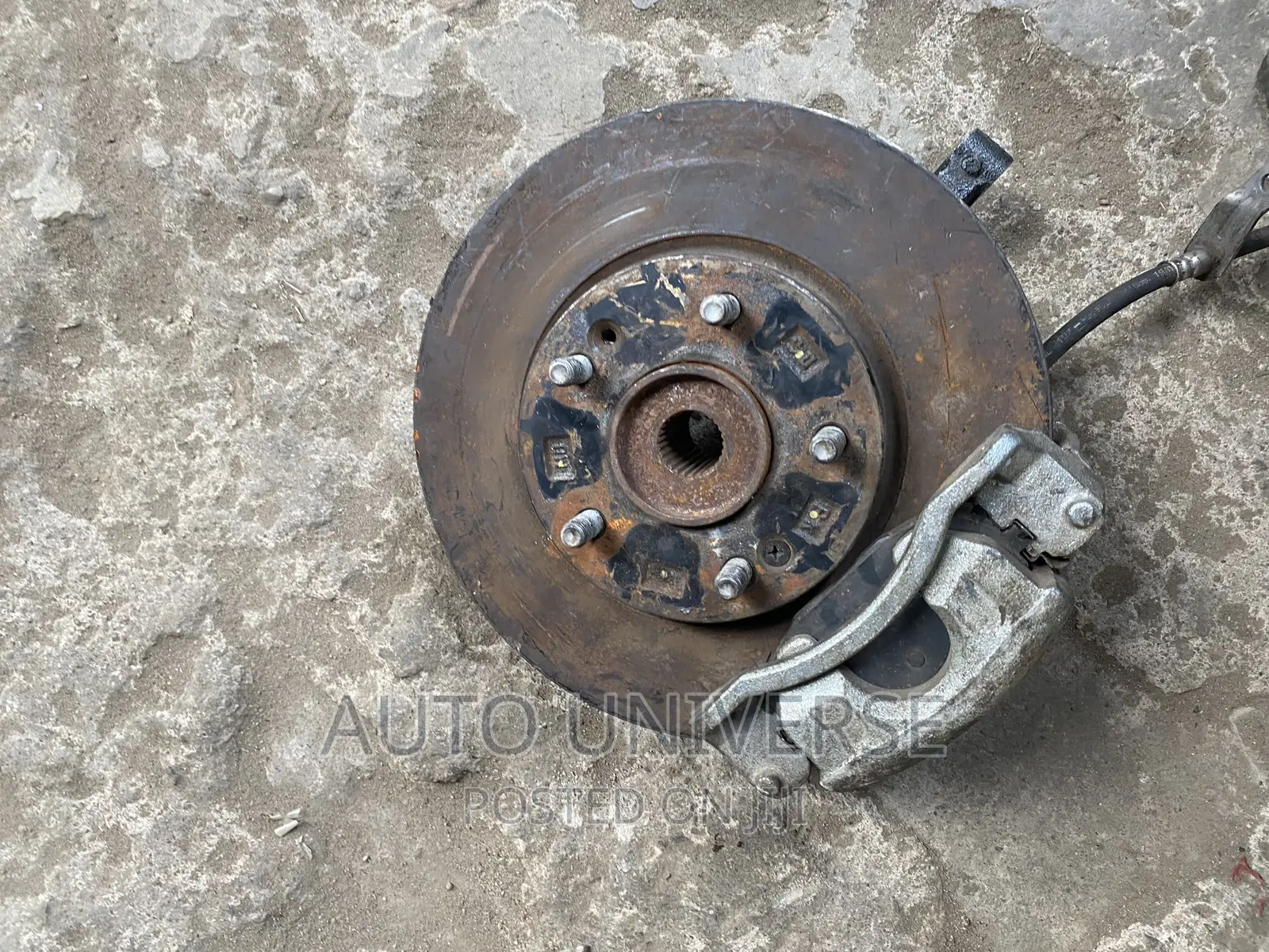 Hyundai Elantra 2017 to 2018 Front Hub Available