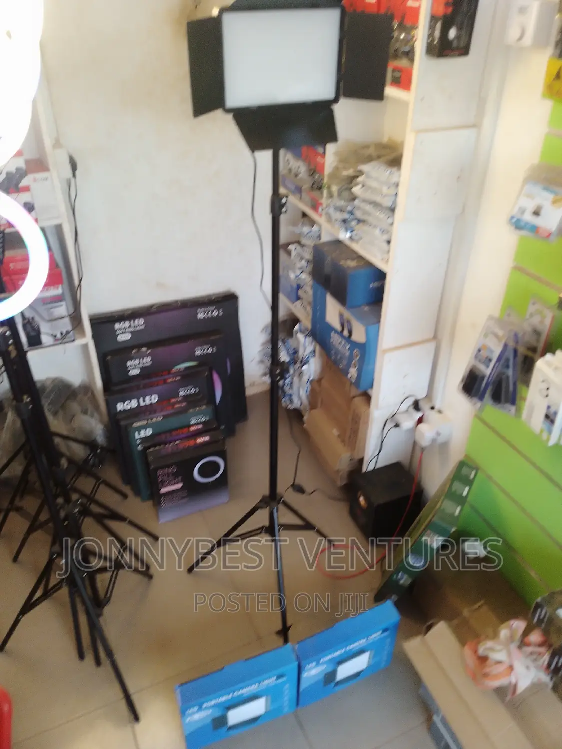 RL-900 LED Portable Video Light