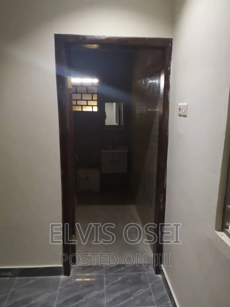 3bdrm House in Metchandi Estate, Gbawe for sale