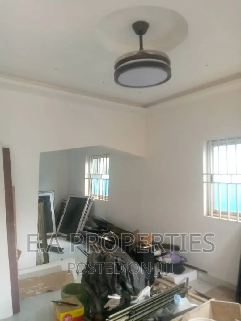 3bdrm House in E A Properties, Frafraha for sale