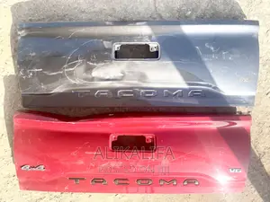 2018 Tacoma Boot
