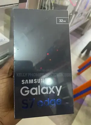 New Samsung Galaxy S7 edge 32 GB Black
