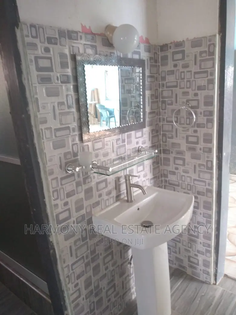 3bdrm Apartment in Dzorwulu for rent