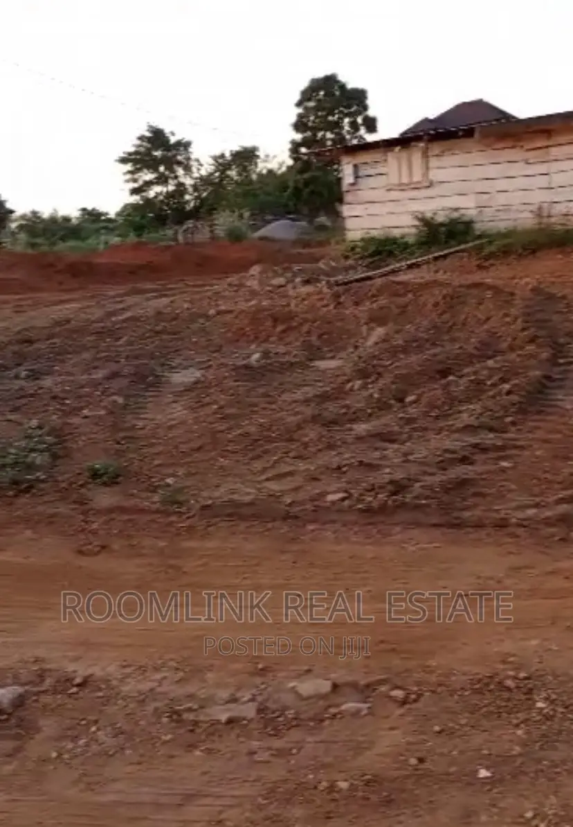 One Plot Between Eusbett Bank of Ghana