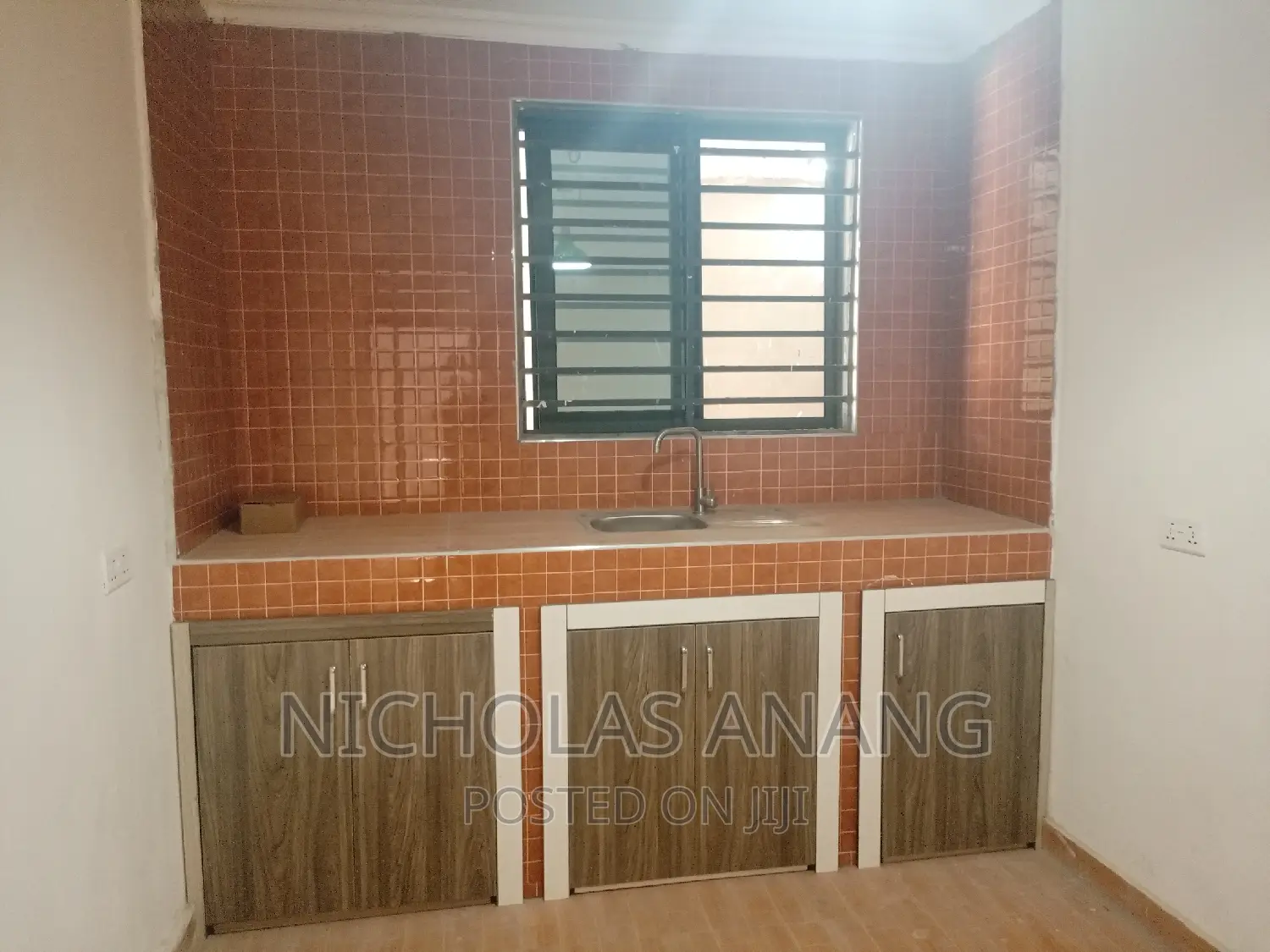 1bdrm Apartment in Dorns Properties, New Town for rent