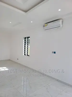 4bdrm House in Testimonial Building, School Junction for sale