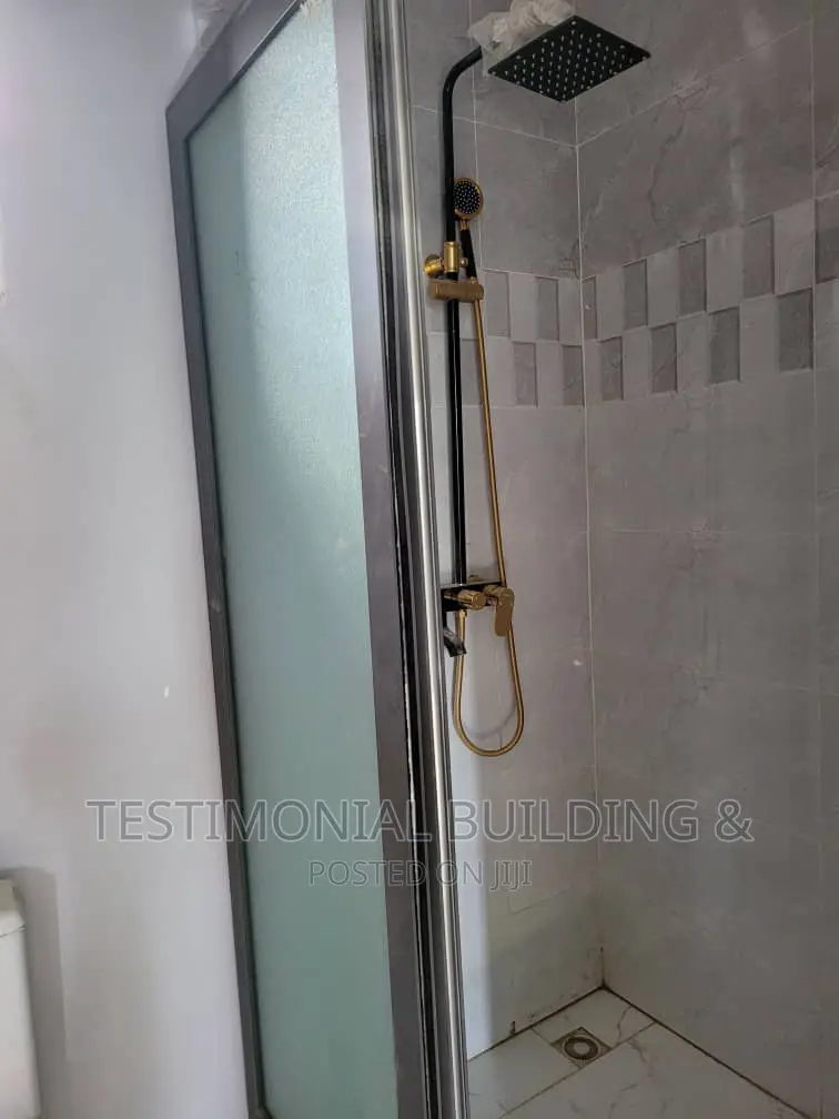 4bdrm House in Testimonial Building, School Junction for sale