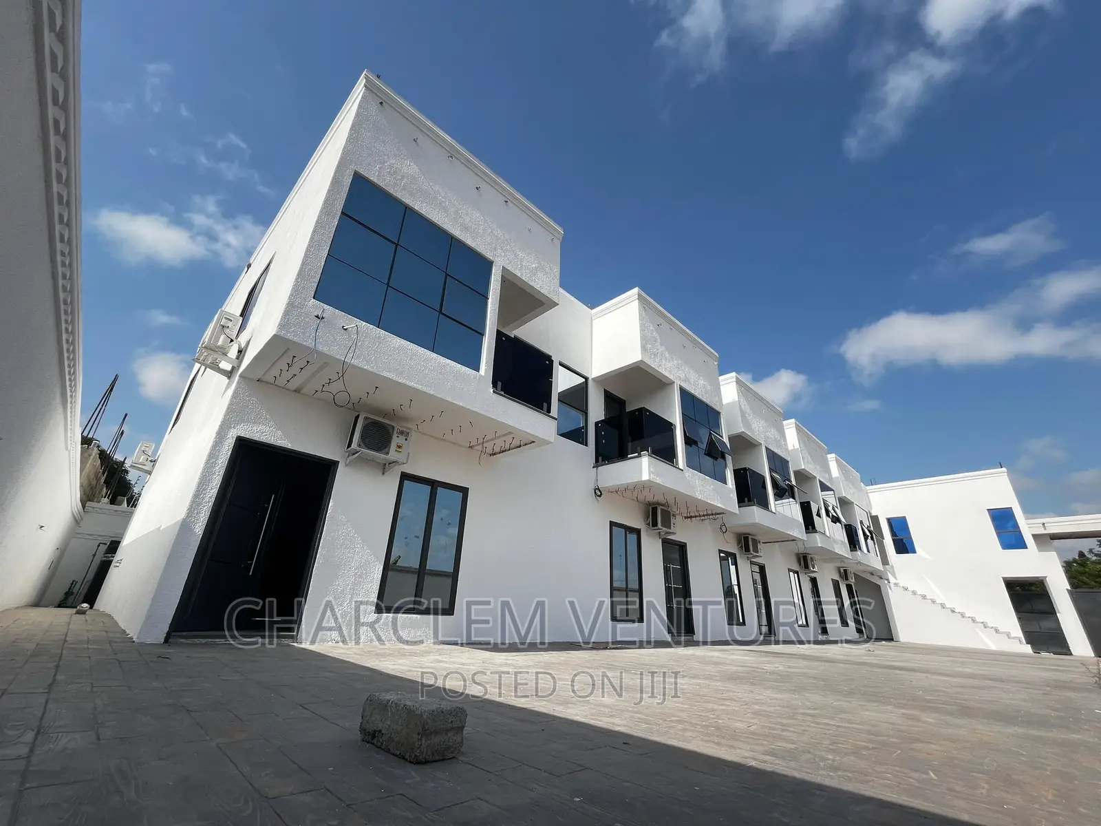 2bdrm Townhouse/Terrace in Charclem Ventures, East Legon for sale
