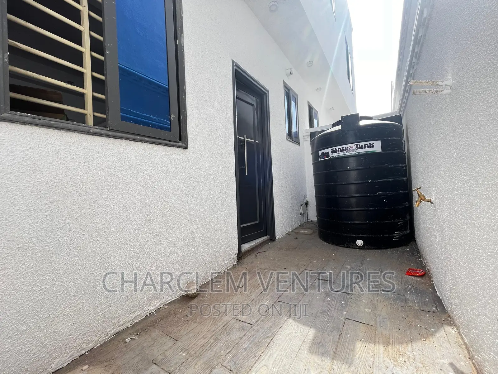 2bdrm Townhouse/Terrace in Charclem Ventures, East Legon for sale