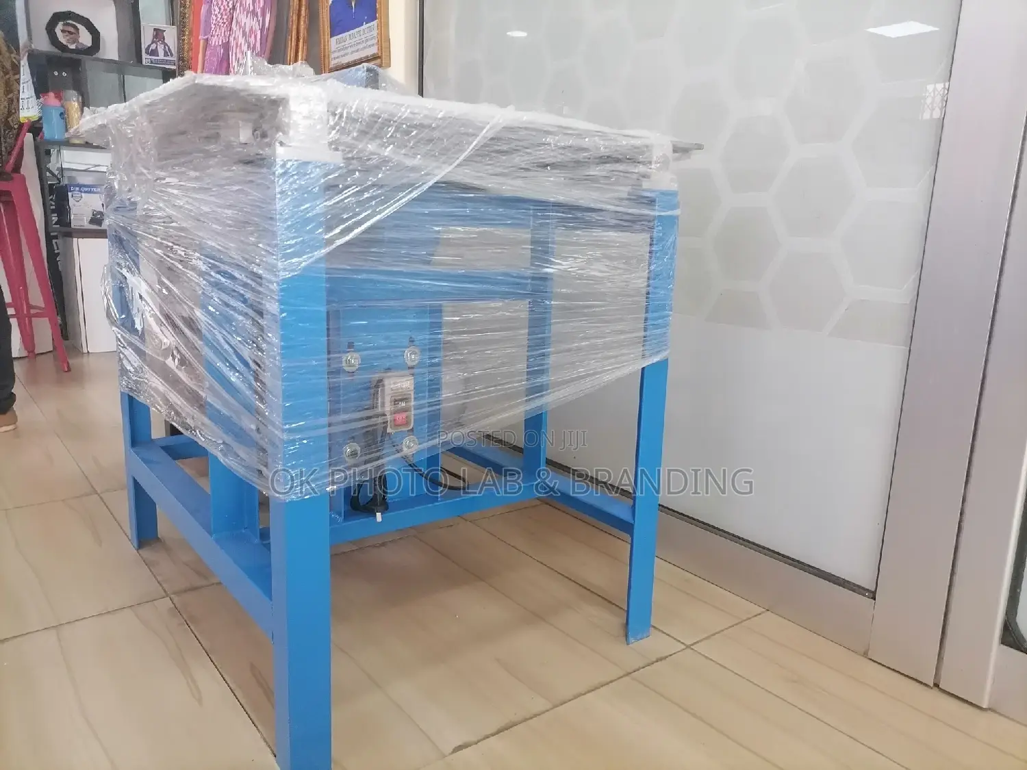 Photo Frame Cutting Machine
