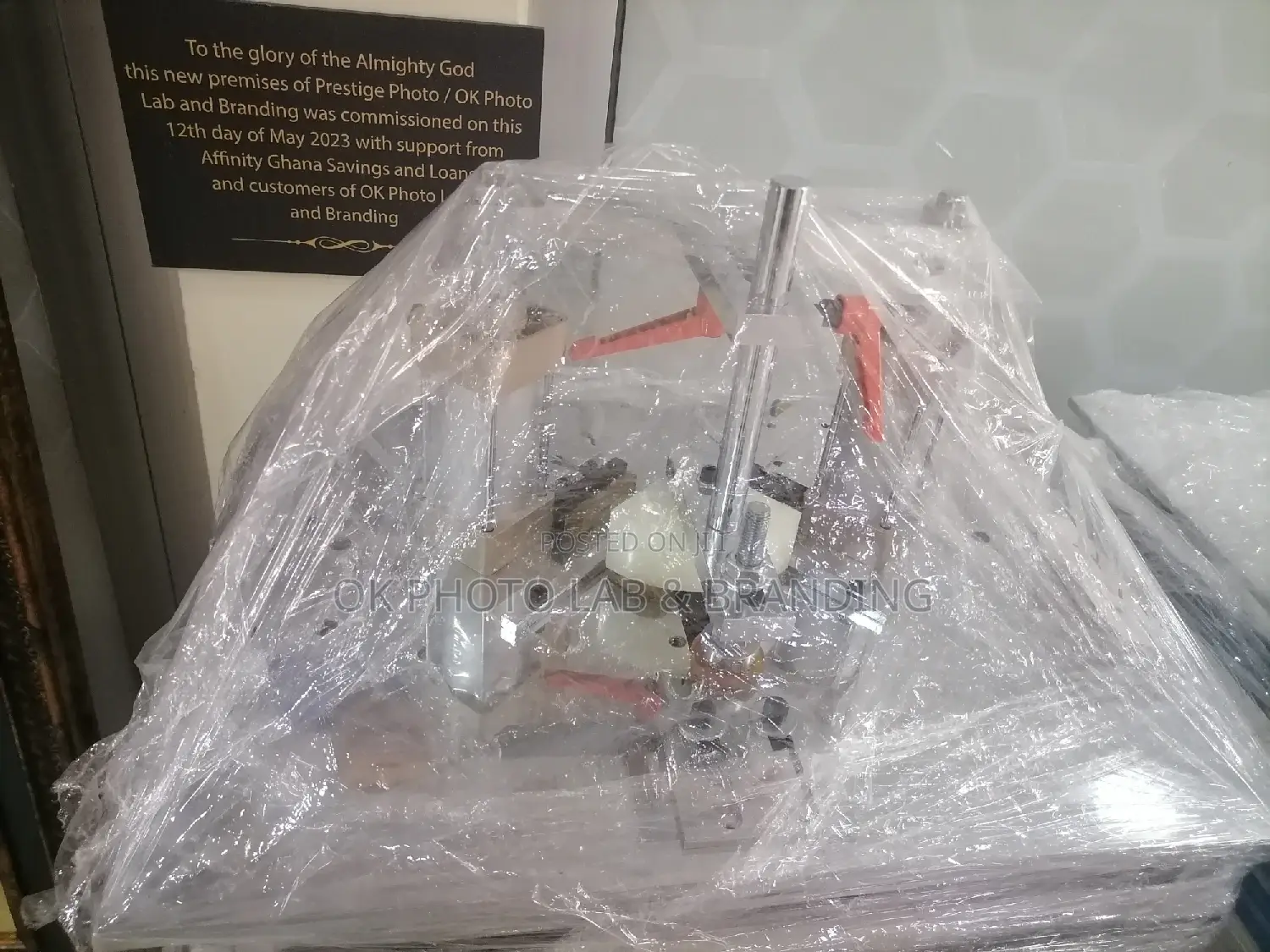 Photo Frame Joining Machine