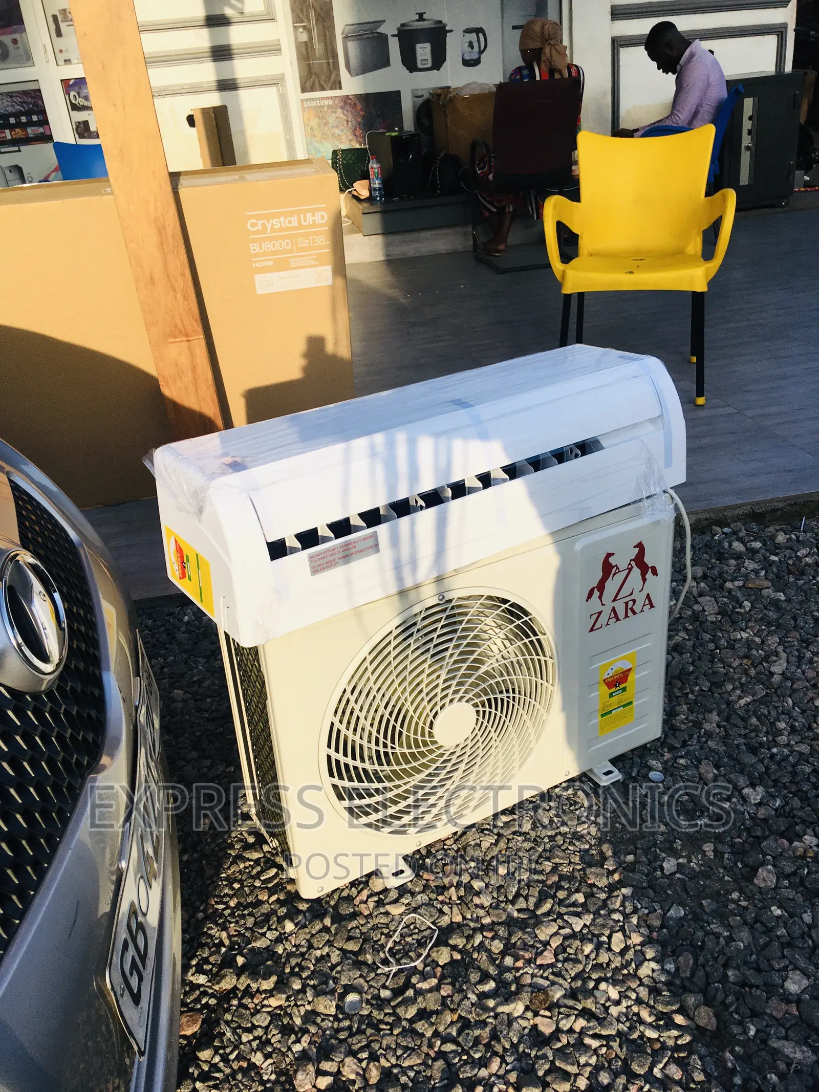 Hurry and Grab Zara 1.5hp Split R410 Gas AC White