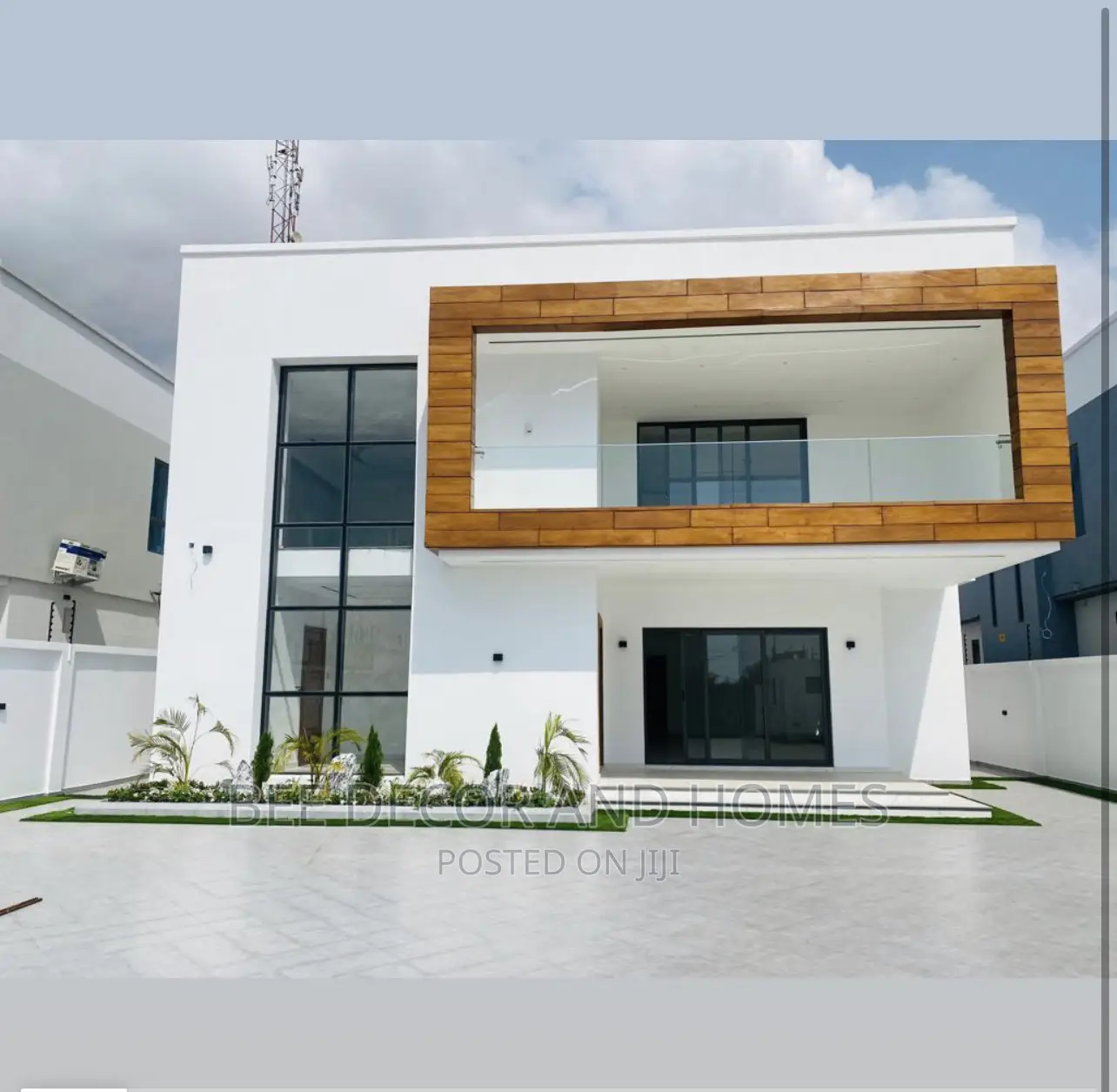 Furnished 6bdrm House in Bee Decor & Home’S, East Legon for sale