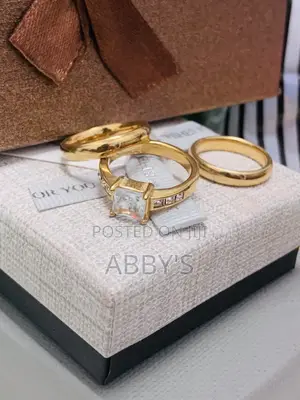 Non Fading Square Cut Ziconia Three Set Wedding Ring