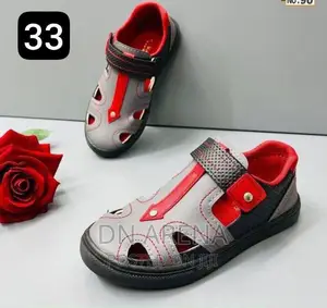 Quality Unisex Sneakers/Sandals