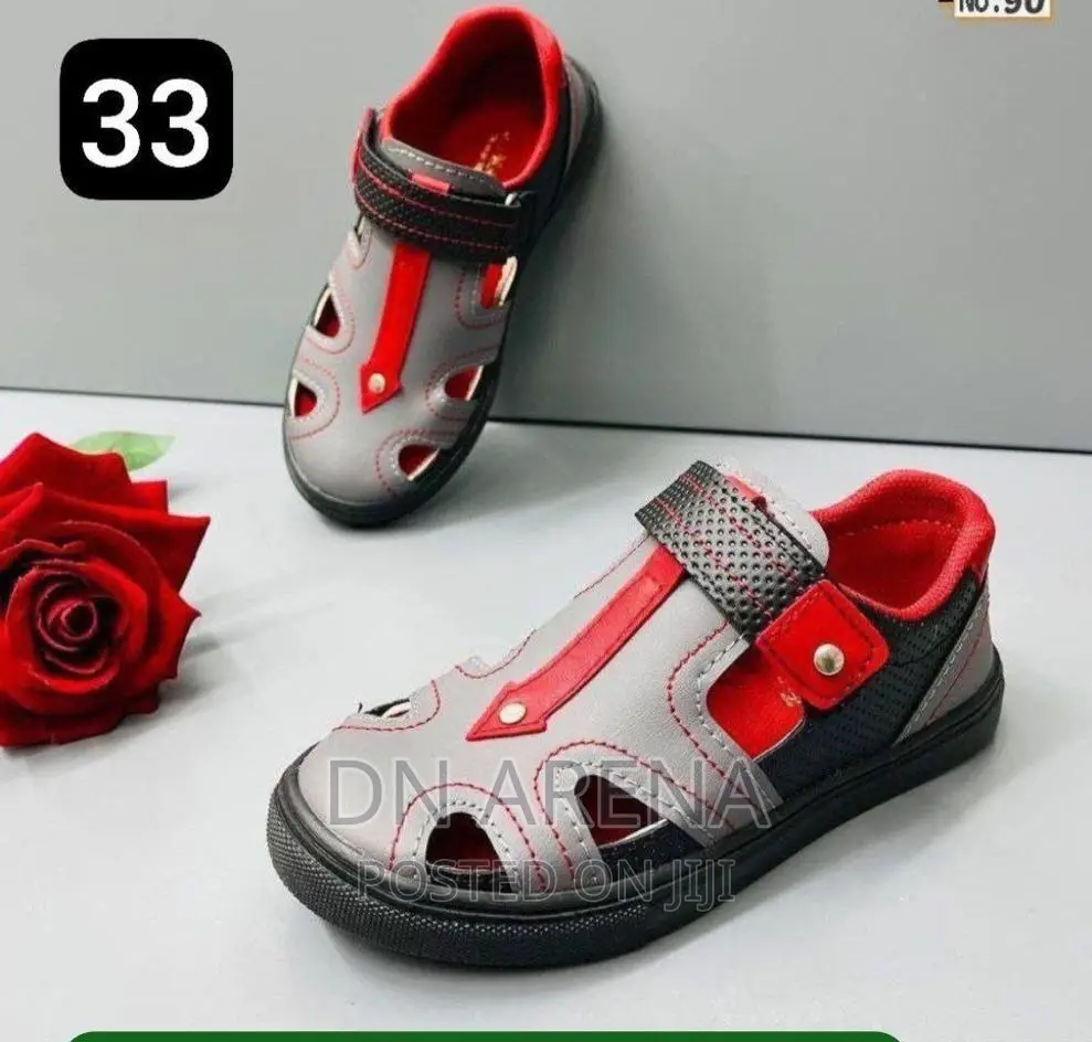 Quality Unisex Sneakers/Sandals