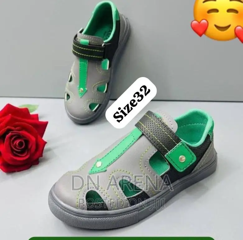 Quality Unisex Sneakers/Sandals